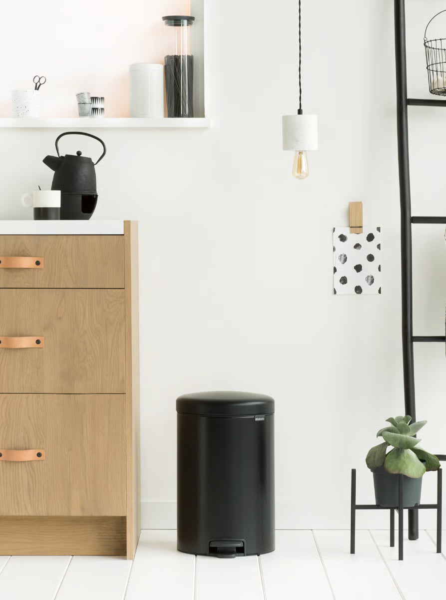 Brabantia NewIcon Pedal Bin 20L Matt Black with Removable Plastic Inner Bucket, Soft-Close Lid