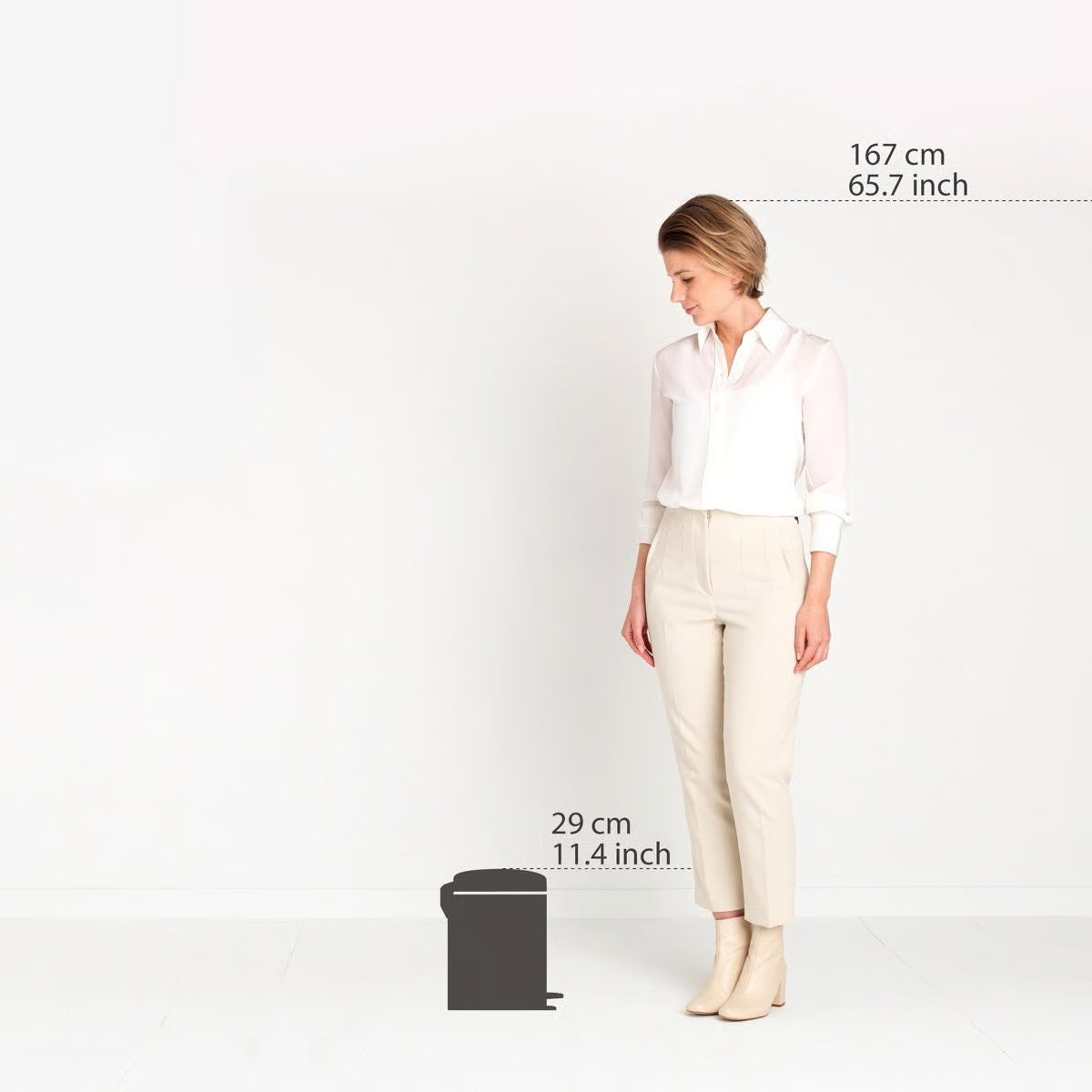 Brabantia NewIcon Pedal Bin 5L Soft Beige with Removable Plastic Inner Bucket, Soft-Close Lid