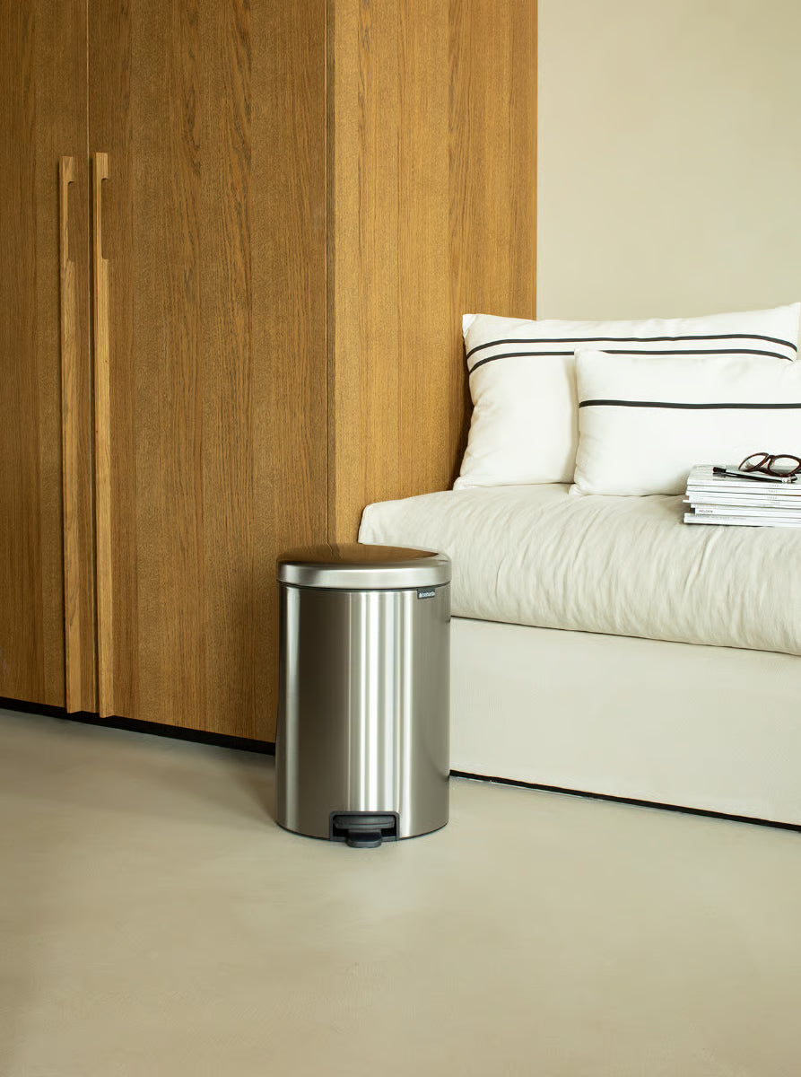 Brabantia NewIcon Pedal Bin 20L Matt Steel Fingerprint Proof with Removable Plastic Inner Bucket, Soft-Close Lid