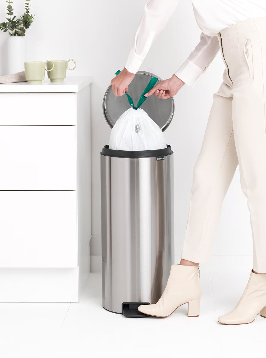 Brabantia NewIcon Pedal Bin 30L Matt Steel Fingerprint Proof with Removable Plastic Inner Bucket, Soft-Close Lid