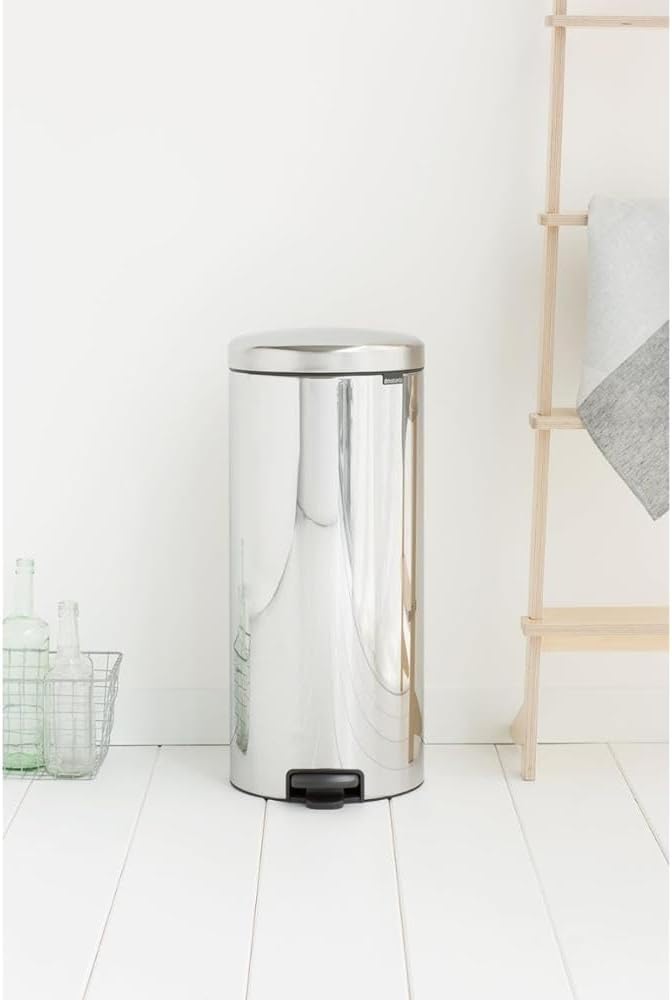Pedal Bin With Soft-Close Lid and Inner Bucket 30L