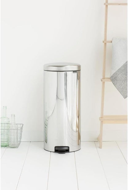 Pedal Bin With Soft-Close Lid and Inner Bucket 30L