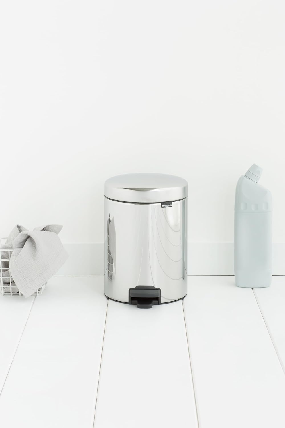 Brabantia NewIcon Pedal Bin 5L Brilliant Steel with Removable Plastic Inner Bucket, Soft-Close Lid