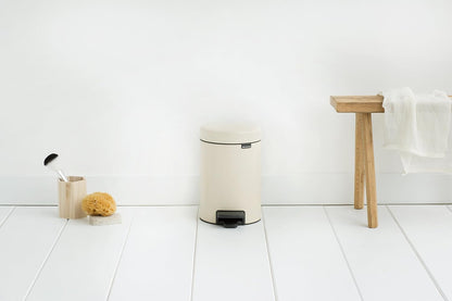 Compact Pedal Bin 3L – Soft-Close Lid & Inner Bucket